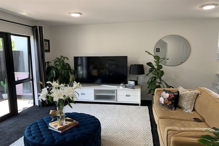 Photo of property in 1/18 Kilmarnock Street, Riccarton, Christchurch, 8011