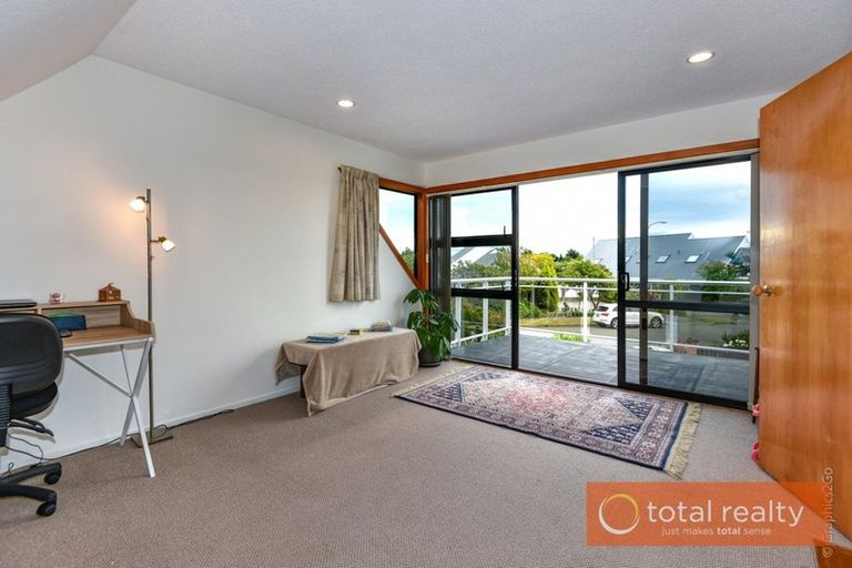 Photo of property in 10 Arkwright Place, Halswell, Christchurch, 8025