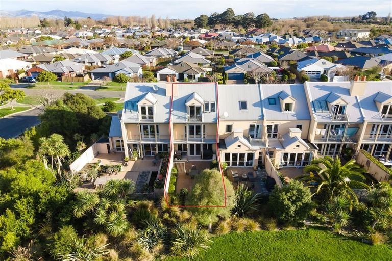 Photo of property in 20 Beechwood Drive, Northwood, Christchurch, 8051