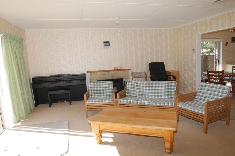 Photo of property in 43 Manawa Avenue, Raumati Beach, Paraparaumu, 5032