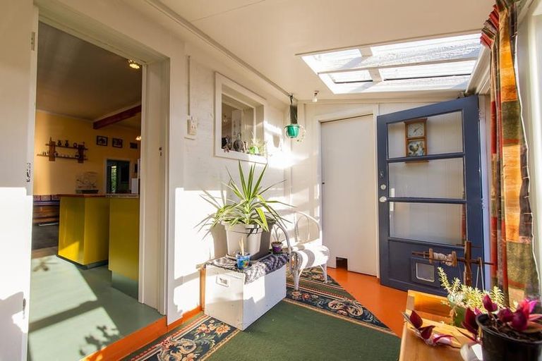 Photo of property in 21 Peel Street, Lawrence, 9532