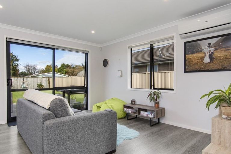 Photo of property in 22f Clive Road, Katikati, 3129