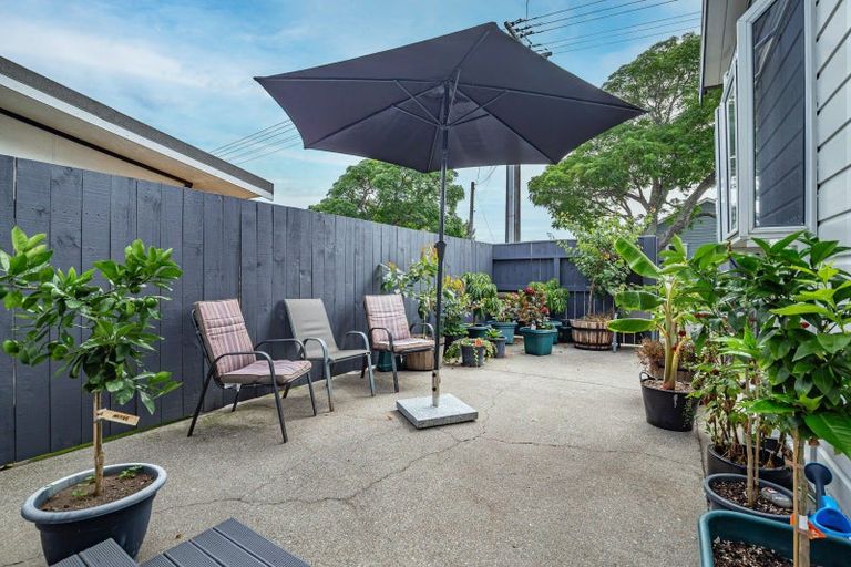 Photo of property in 39 Keepa Street, Levin, 5510