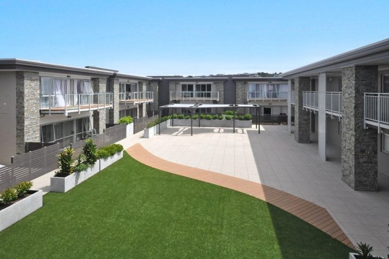 Photo of property in 306/252 Centreway Road, Orewa, 0931