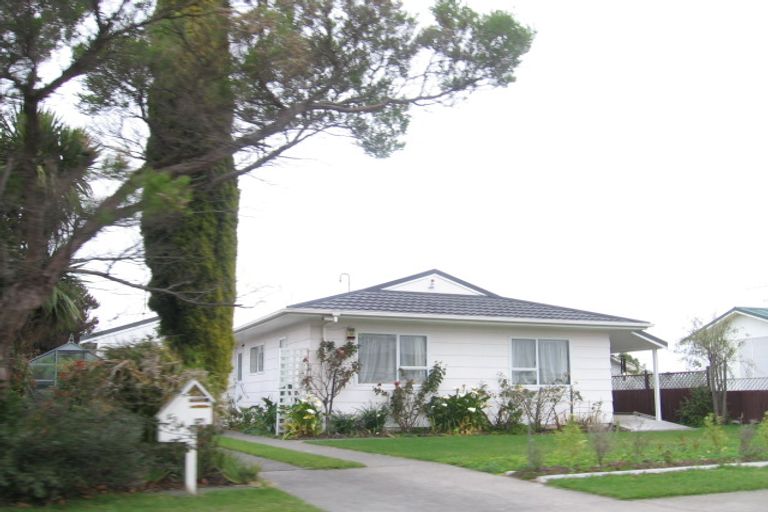 Photo of property in 9 Hinton Road, Taradale, Napier, 4112