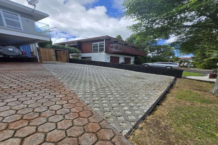 Photo of property in 10 Tercel Place, Sunnyhills, Auckland, 2010