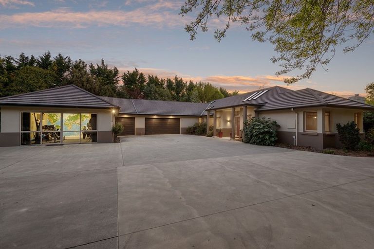 Photo of property in 54 Johns Road, Belfast, Christchurch, 8051