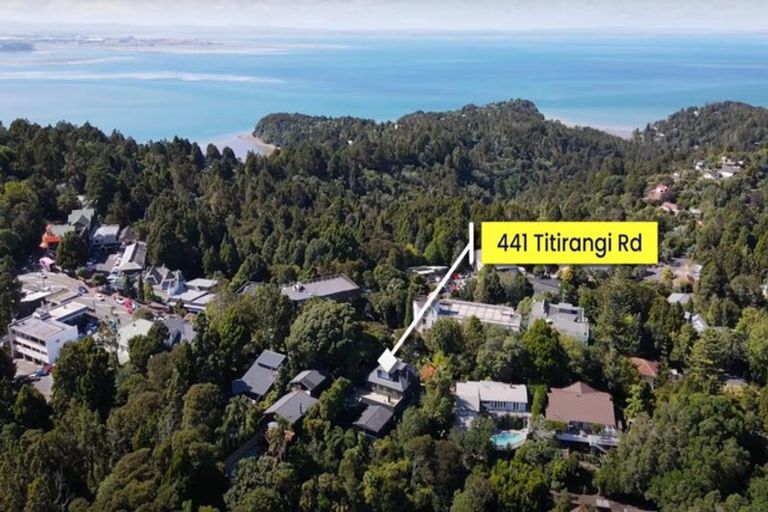 Photo of property in 441 Titirangi Road, Titirangi, Auckland, 0604