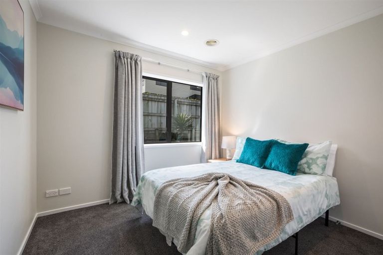 Photo of property in 59 Aotea Drive, Aotea, Porirua, 5024