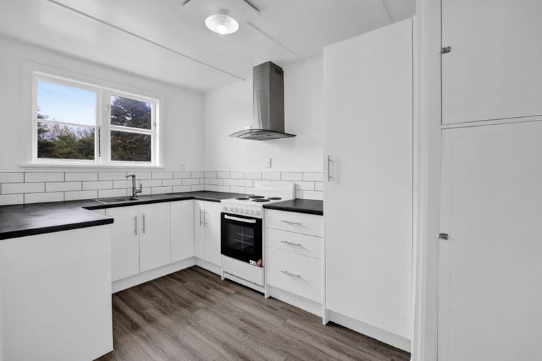Photo of property in 12-14 Dixon Avenue, Hawera, 4610