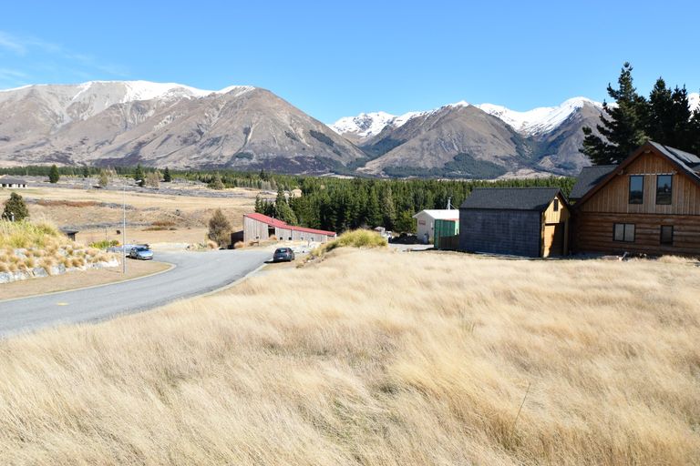 Photo of property in 60 Ohau Drive, Lake Ohau, Twizel, 9412