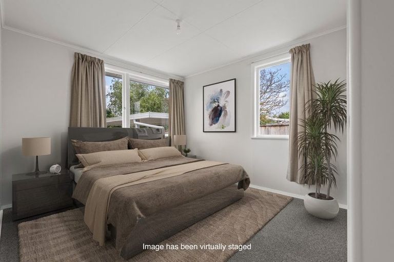 Photo of property in 2 Charwell Place, Highbury, Palmerston North, 4412