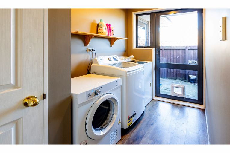 Photo of property in 18 Durrell Way, Rolleston, 7614