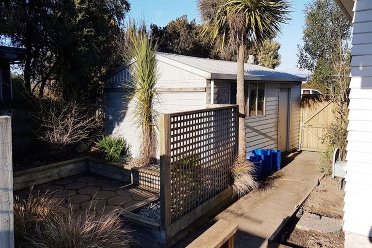 Photo of property in 38 Springs Road, Hornby, Christchurch, 8042