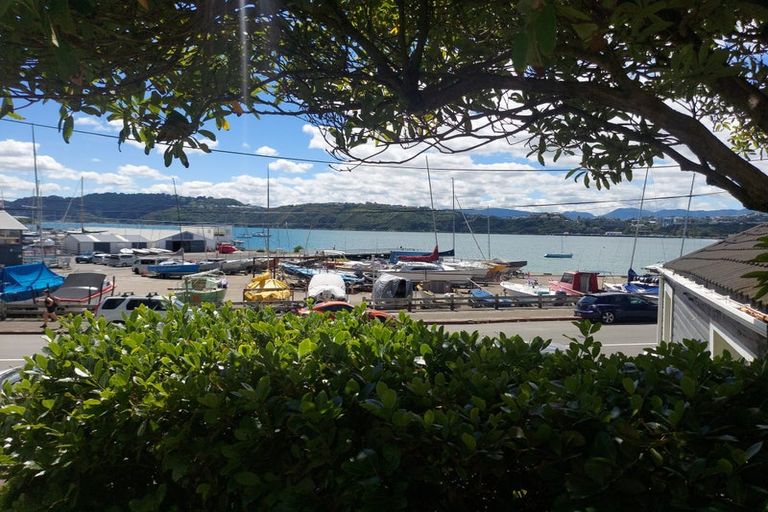 Photo of property in 458 Evans Bay Parade, Hataitai, Wellington, 6021