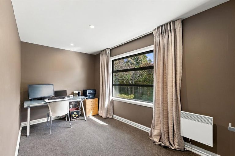 Photo of property in 3 Highgate Avenue, Merivale, Christchurch, 8014