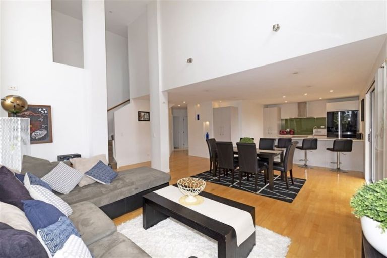 Photo of property in 108b Mcleod Road, Te Atatu South, Auckland, 0610