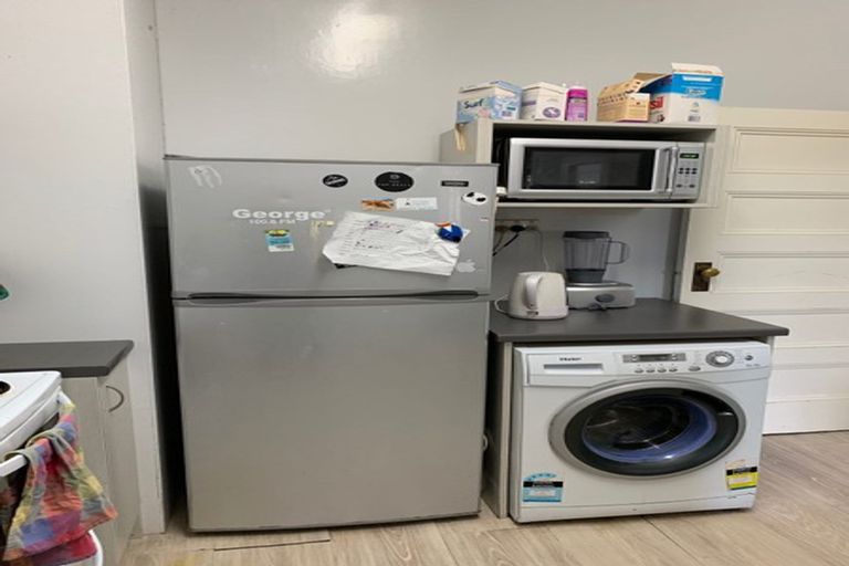 Photo of property in 1 Duke Street, North Dunedin, Dunedin, 9016