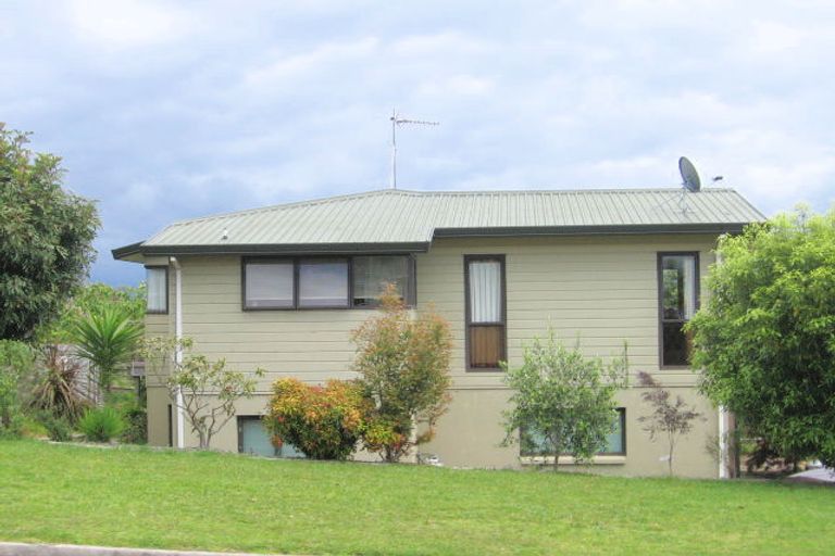 Photo of property in 18 Margaret Drive, Omokoroa, 3114