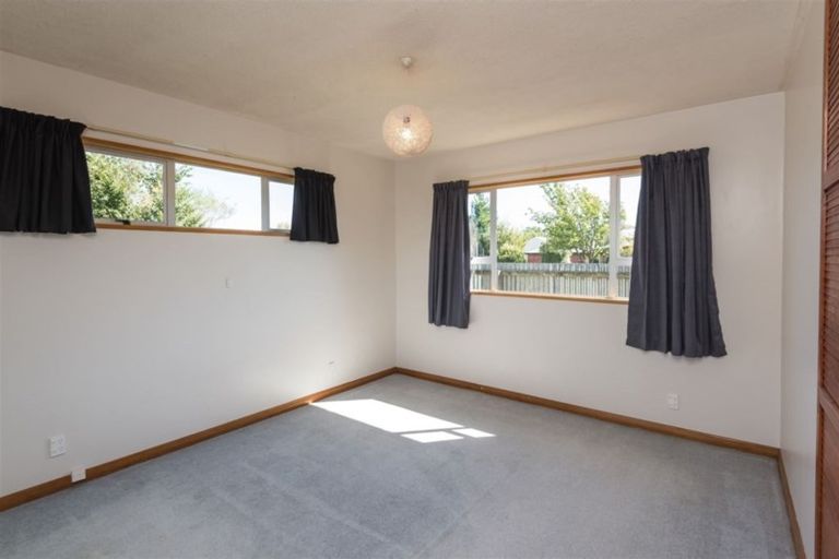 Photo of property in 12 Pound Street, Amberley, 7410