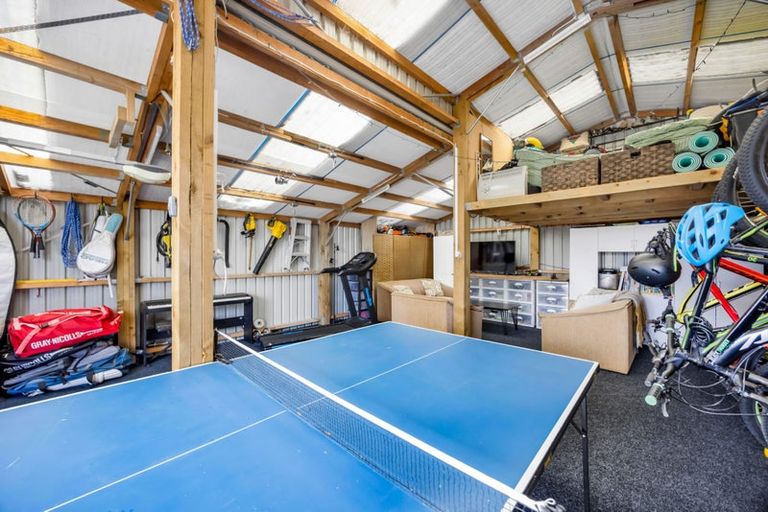 Photo of property in 104 Pitt Road, Hillsborough, New Plymouth, 4372