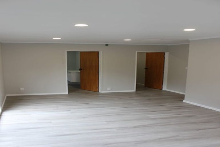 Photo of property in 33 Trelissick Crescent, Ngaio, Wellington, 6035