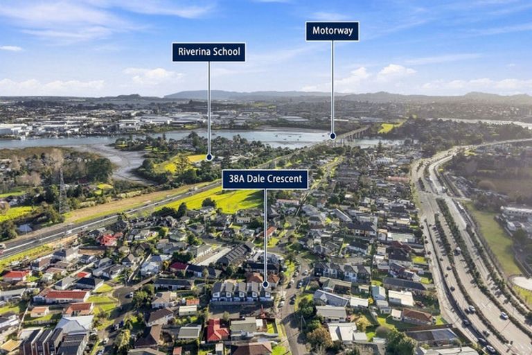 Photo of property in 38a Dale Crescent, Pakuranga, Auckland, 2010