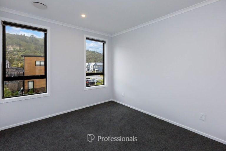 Photo of property in 10 Raeble Walkington Lane, Wallaceville, Upper Hutt, 5018