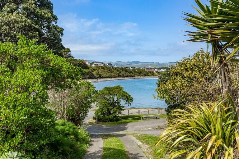 Photo of property in 1/3 Vella Street, Titahi Bay, Porirua, 5022