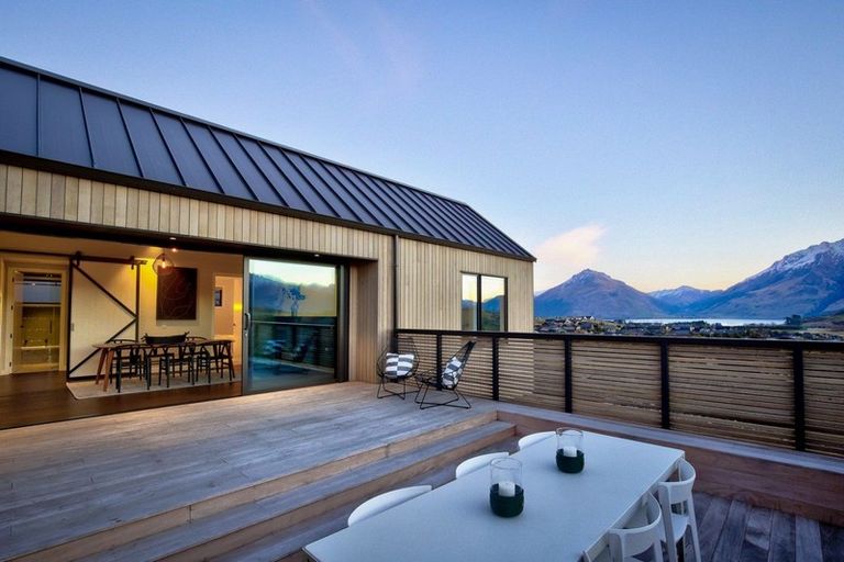 Photo of property in 4 Mckellar Drive, Jacks Point, Queenstown, 9371