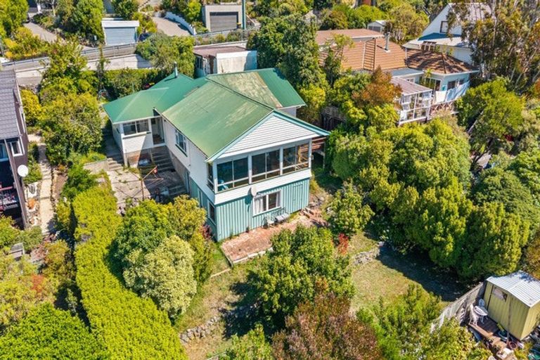Photo of property in 9 Seamount Terrace, Mount Pleasant, Christchurch, 8081