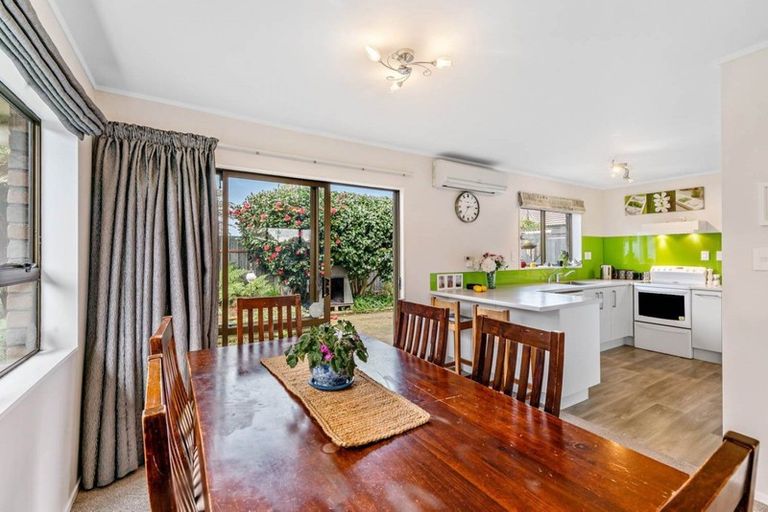 Photo of property in 4/87 Victoria Road, Papatoetoe, Auckland, 2025