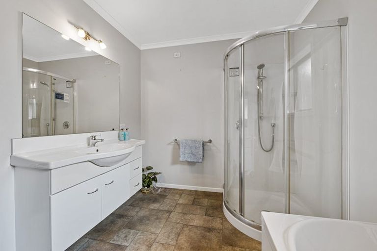 Photo of property in 99 Raleigh Street, Brixton, Waitara, 4382