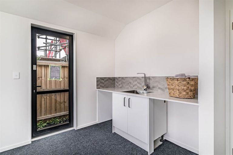 Photo of property in 6 Pipipi Lane, Halswell, Christchurch, 8025