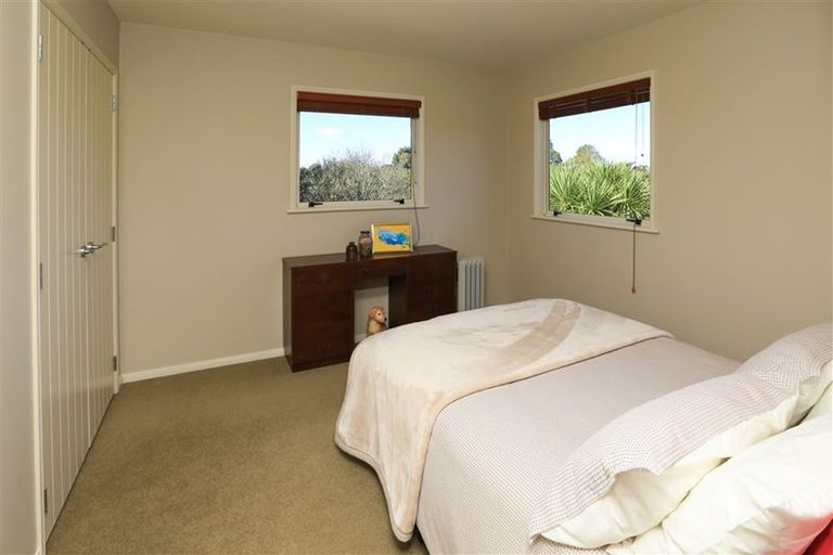 Photo of property in 10 Takapu Place, Huntington, Hamilton, 3210