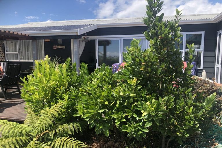Photo of property in 1a Marine Parade, Carters Beach, Westport, 7825