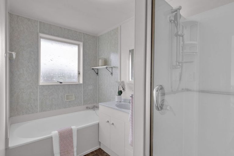 Photo of property in 73 Tuhikaramea Road, Dinsdale, Hamilton, 3204