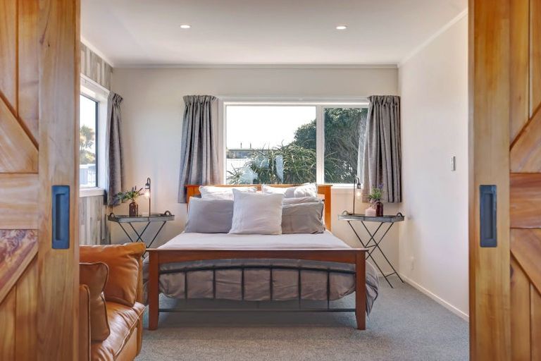 Photo of property in 8 Nukumaru Parade, Waiinu Beach, Whanganui, 4588