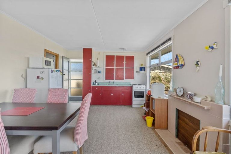 Photo of property in 7 Kent Avenue, Waitarere Beach, Levin, 5510