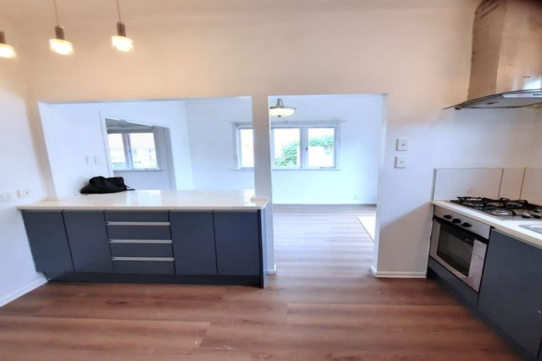 Photo of property in 32 Claude Road, Hillpark, Auckland, 2102