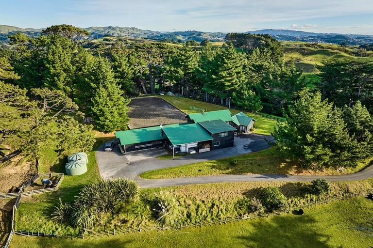 Photo of property in 218 Flightys Road, Judgeford, Porirua, 5381