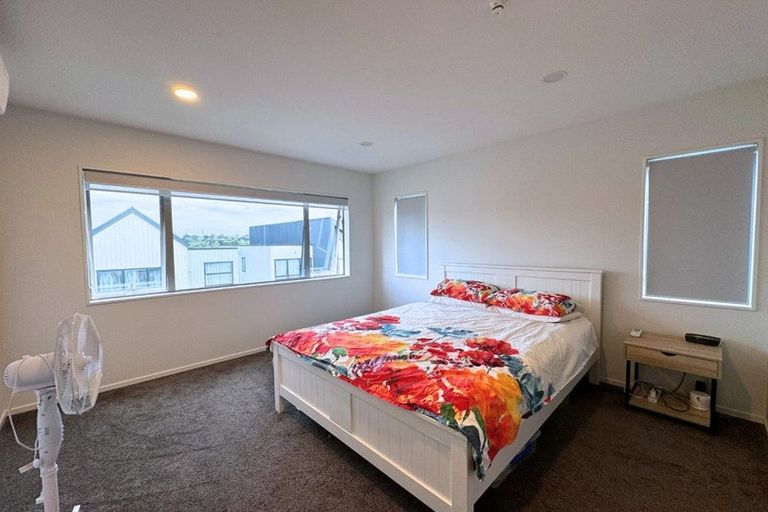 Photo of property in 13 Houhora Street, Westgate, Auckland, 0814