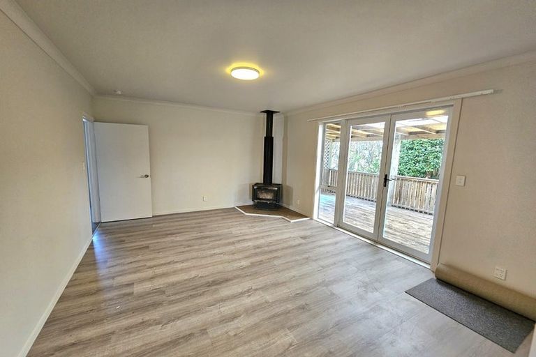 Photo of property in 8 Hutchins Street, Waitara, 4320