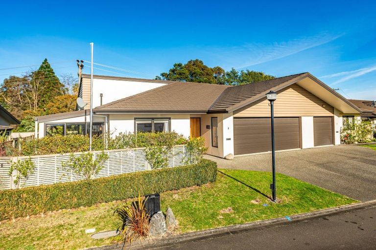 Photo of property in Caversham Park, 2/2 Caversham Road, Westmere, Whanganui, 4501