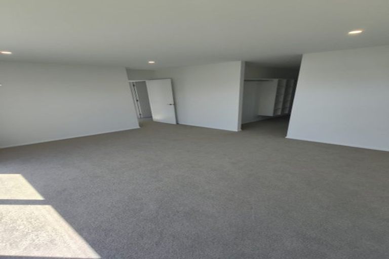 Photo of property in 21 Dray Place, Halswell, Christchurch, 8025