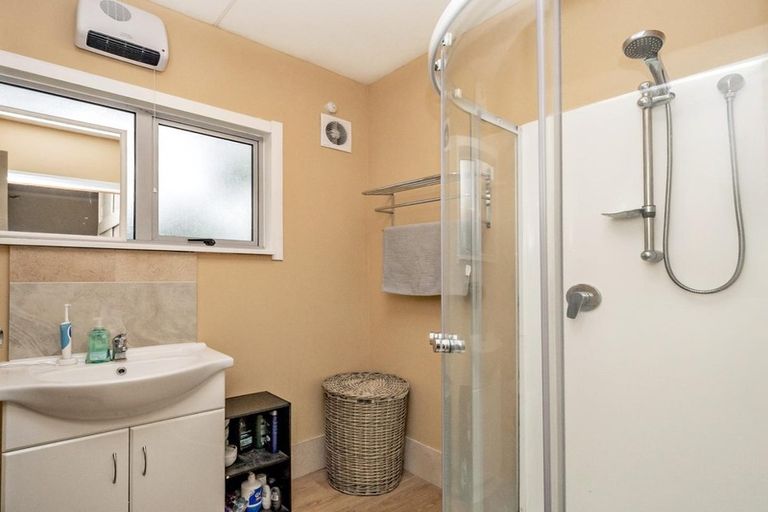 Photo of property in 35 Garvins Road, Hornby, Christchurch, 8042