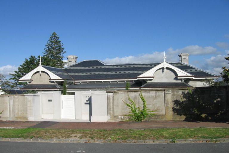 Property details for 27 Marine Parade, Herne Bay, Auckland, 1011