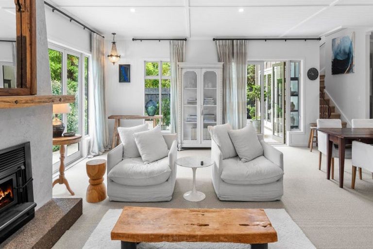 Photo of property in 17b Jellicoe Street, Greytown, 5712