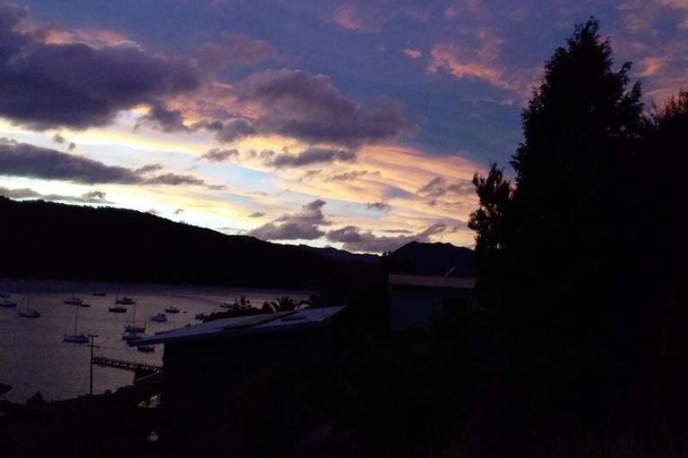 Photo of property in 7 Finlay Grove, Waikawa, Picton, 7220