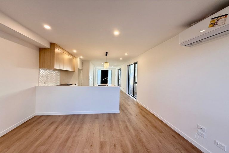 Photo of property in 192 Henwood Road, Westgate, 0814